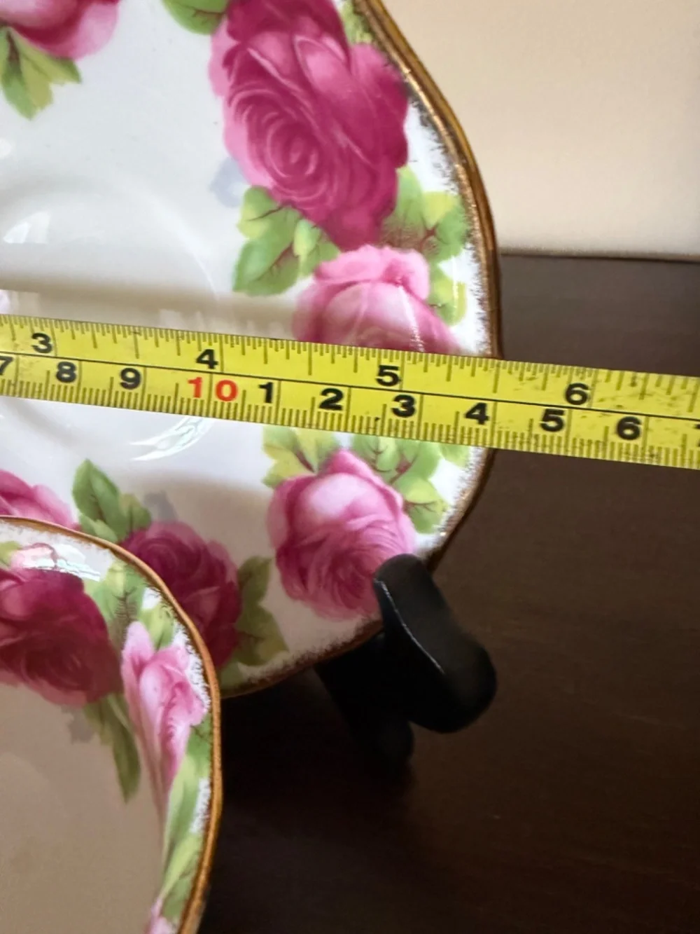 Royal Albert this vintage
